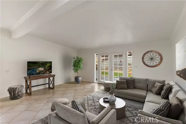 Palm Desert, CA 92260,43880 Primrose