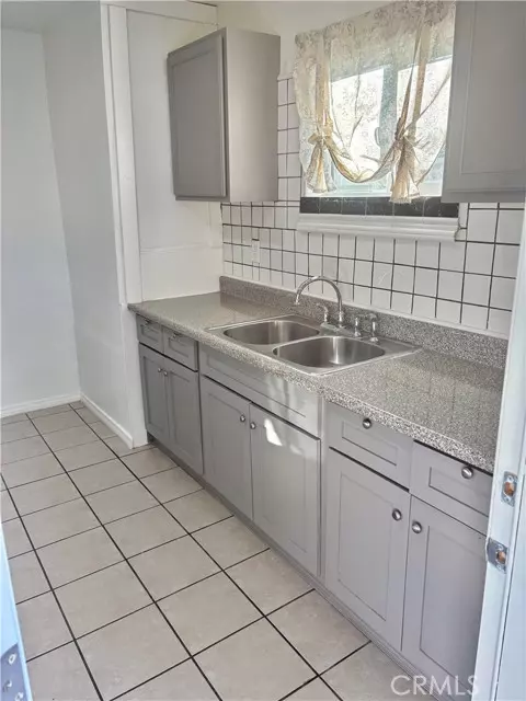 Castaic, CA 91384,30627 Arlington ST