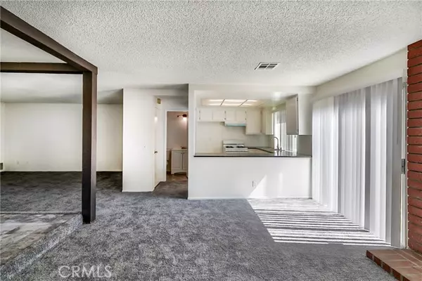 North Hollywood, CA 91605,12228 Leayn CT