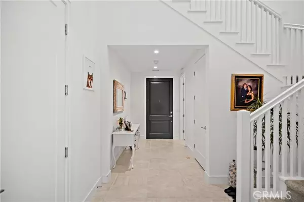 Irvine, CA 92618,112 San Benito