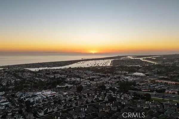 Corona Del Mar, CA 92625,2719 Setting Sun