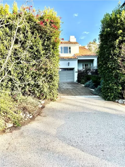 31869 Sea Level DR, Malibu, CA 90265