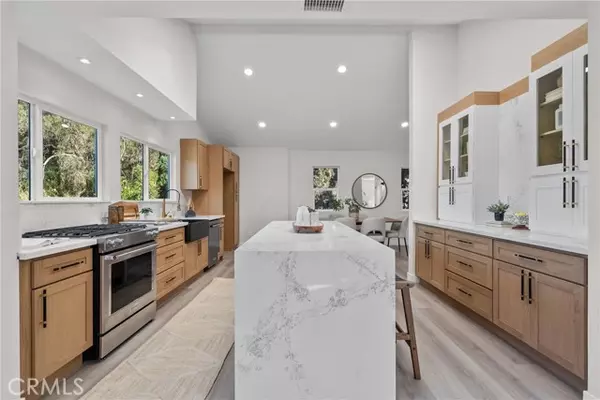 Echo Park, CA 90039,2121 Baxter