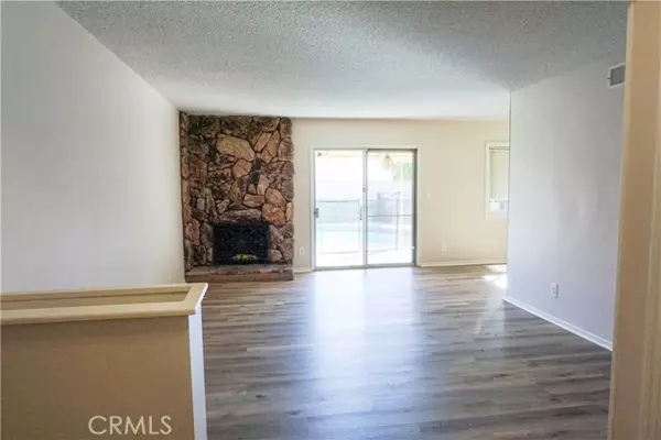 Northridge, CA 91324,18724 Community