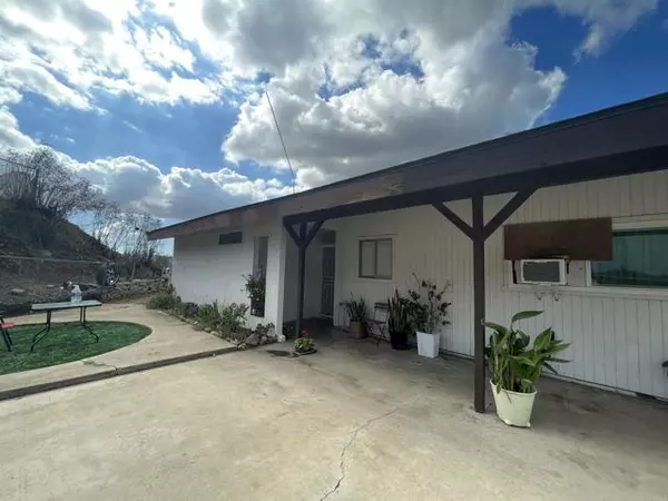 Spring Valley, CA 91977,8681 Eileen ST