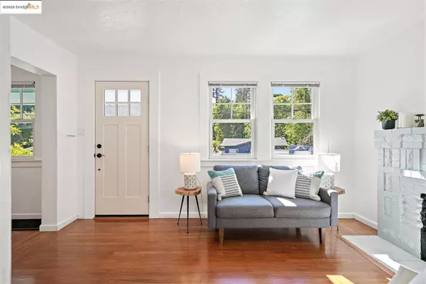 Oakland, CA 94605,6510 Hillmont Dr