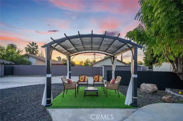 Canoga Park, CA 91303,22349 Vanowen