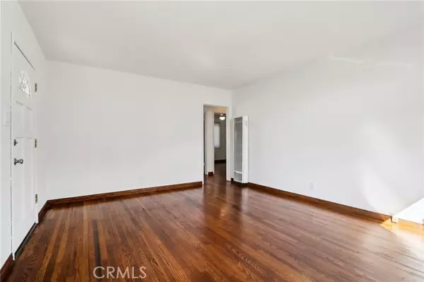 Canoga Park, CA 91303,7010 Milwood AVE