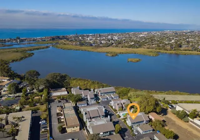 Carlsbad, CA 92008,2525 Jefferson ST E