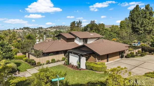 North Tustin, CA 92705,1411 Faren DR