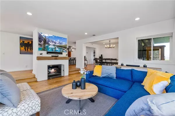 Canyon Country, CA 91387,16337 Ravenglen RD