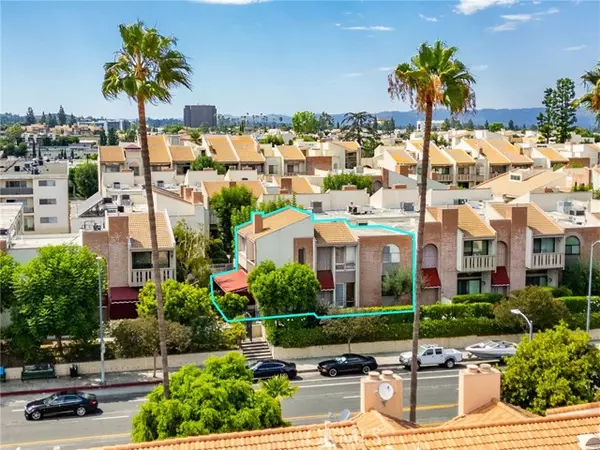 Encino, CA 91316,5225 White Oak AVE 1