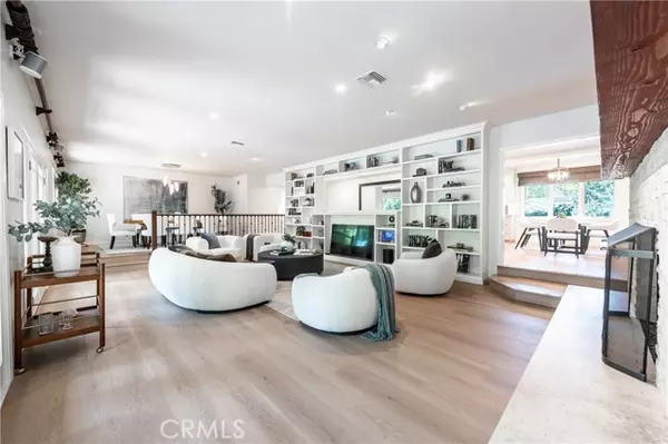 Encino, CA 91436,16314 Meadowridge RD