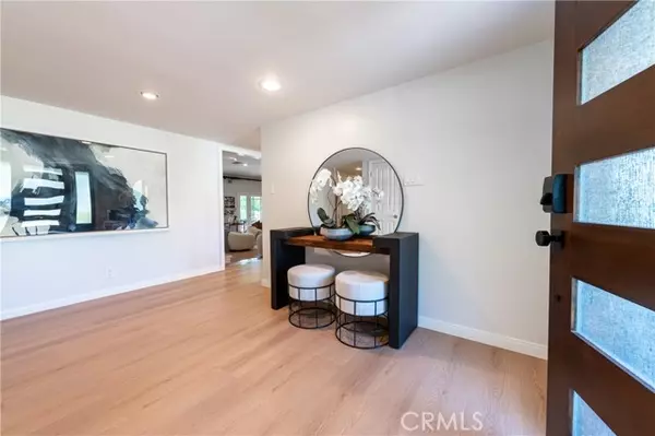 Encino, CA 91436,16314 Meadowridge RD