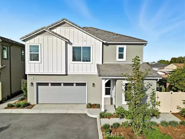 437 Willow Run Ln, Carson, CA 90745