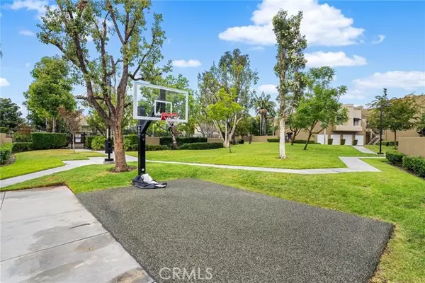 Mission Viejo, CA 92691,27837 Violet 152