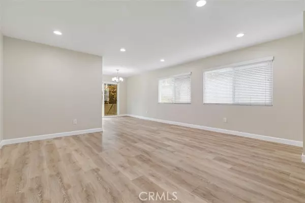 Orange, CA 92865,8654 Orange