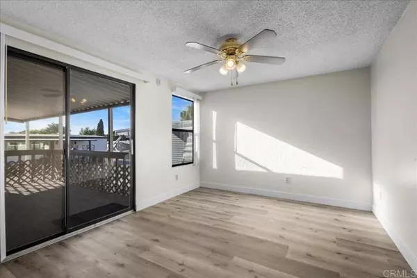 Chula Vista, CA 91913,1925 Otay Lakes RD 136