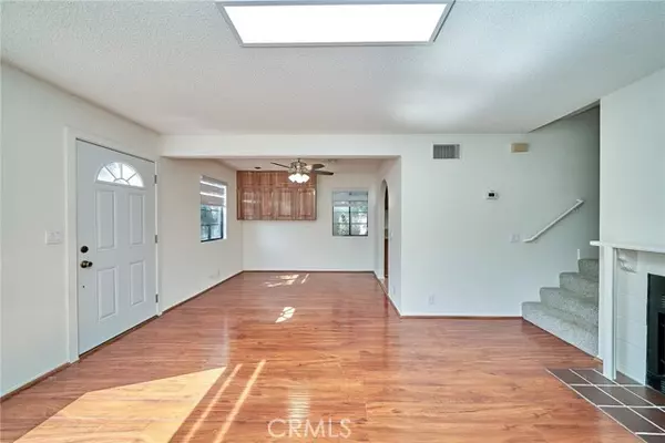 Sylmar, CA 91342,11300 Foothill BLD 52
