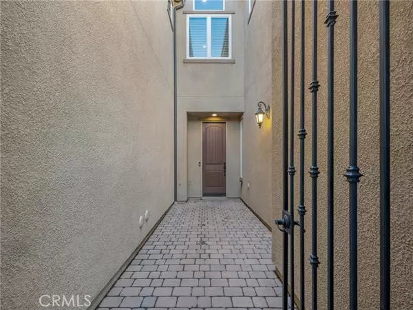 Porter Ranch, CA 91326,11244 Paseo Del Cielo