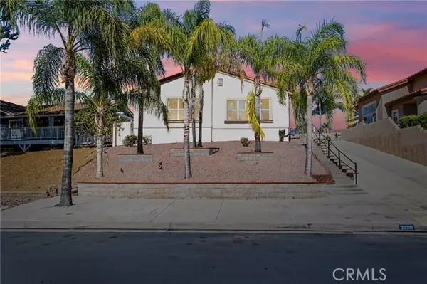 Canyon Lake, CA 92587,30310 Spray DR