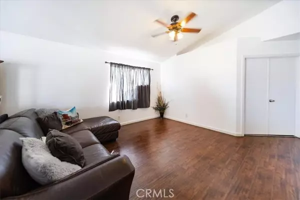 Hemet, CA 92545,3671 Sydney