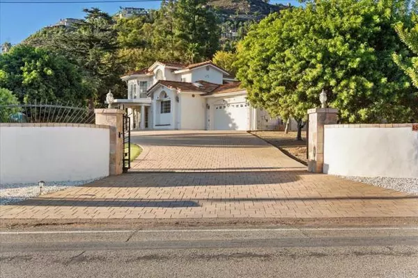 La Mesa, CA 91941,4546 Conrad DR