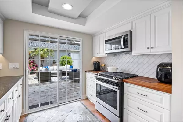 Huntington Beach, CA 92648,419 18th