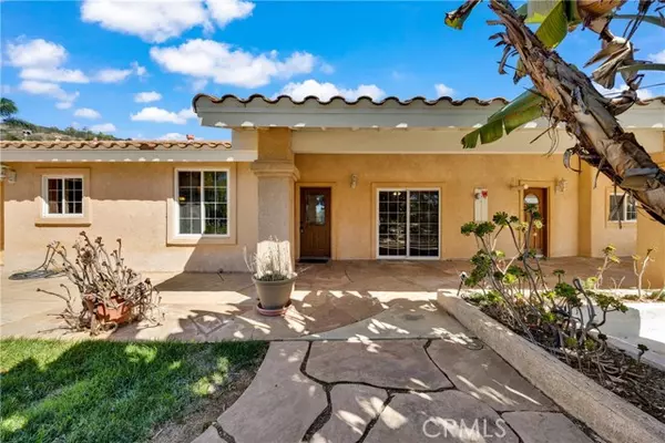 San Marcos, CA 92069,1168 Calle Maria