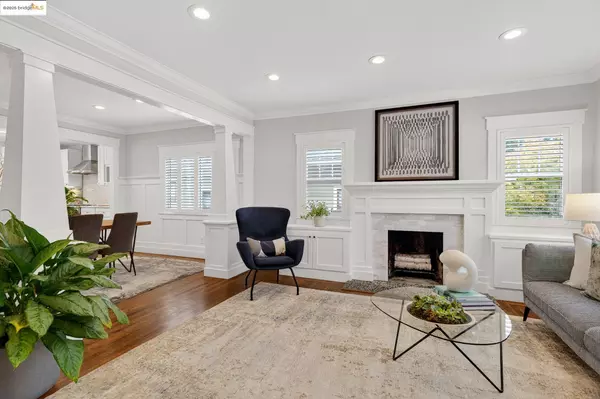 Oakland, CA 94602,3937 Greenwood Ave