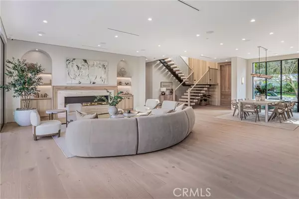 Encino, CA 91436,4830 Valjean AVE