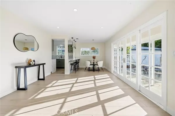 North Hills, CA 91343,9233 Swinton AVE