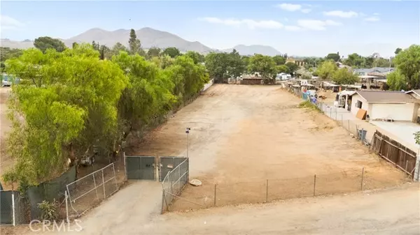 0 Holmes AVE, Jurupa Valley, CA 91752