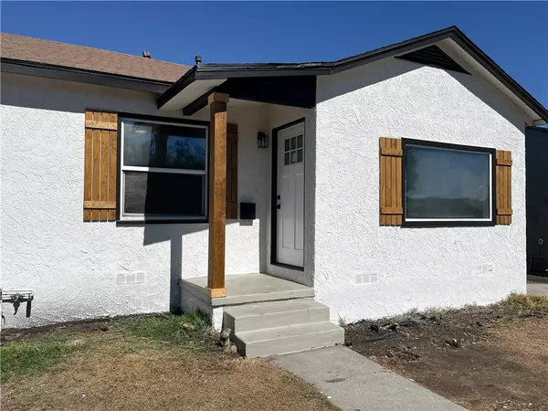 Compton, CA 90220,961 W Laurel ST