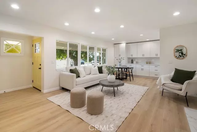 2407 E Walnut CRK, West Covina, CA 91791