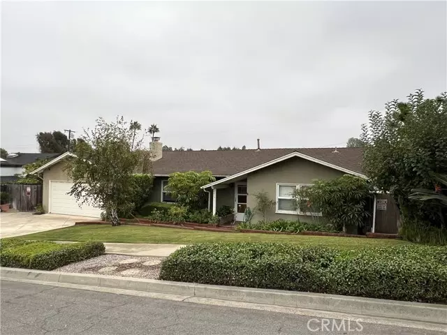 2215 Golden, Newport Beach, CA 92660