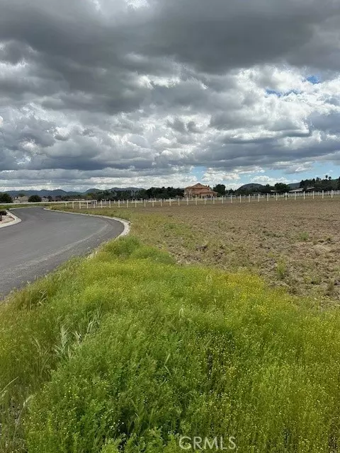 Hemet, CA 92545,24575 Three SPGS