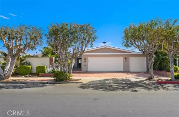 Corona Del Mar, CA 92625,4521 Orrington RD