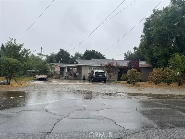 Rialto, CA 92377,1569 W SMT