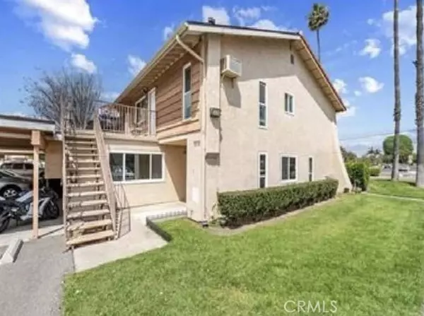 1192 Mitchell 7, Tustin, CA 92780