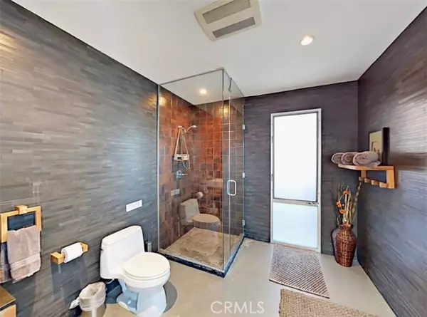 Silver Lake, CA 90026,1444 Mohawk