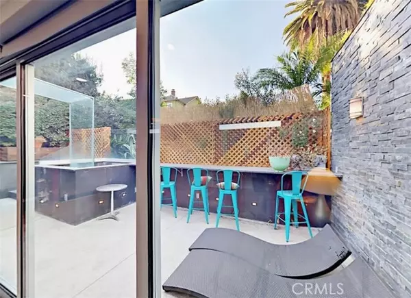 Silver Lake, CA 90026,1444 Mohawk