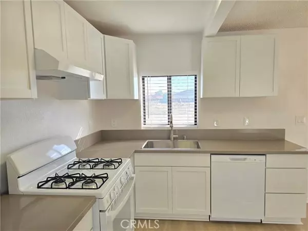 CA 93505,8249 Catalpa AVE A