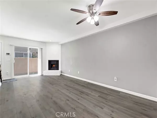 North Hills, CA 91343,9834 Sepulveda BLD 109