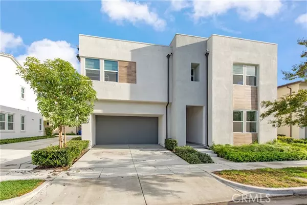 Lake Forest, CA 92630,220 Holliston