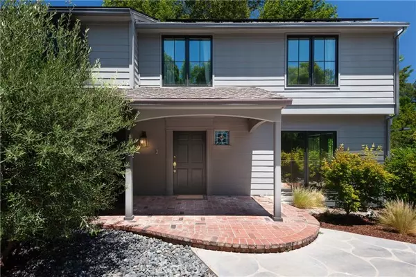 Tarzana, CA 91356,4851 Corbin AVE