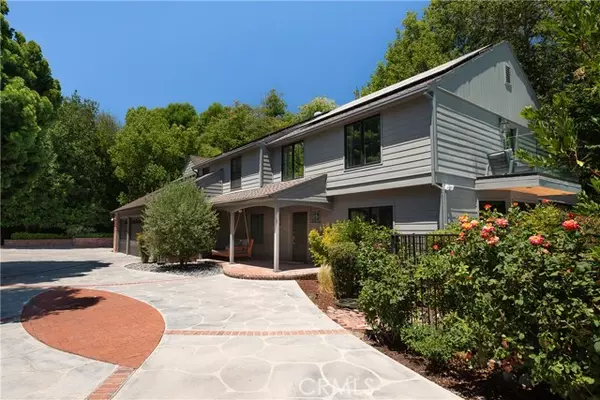 Tarzana, CA 91356,4851 Corbin AVE