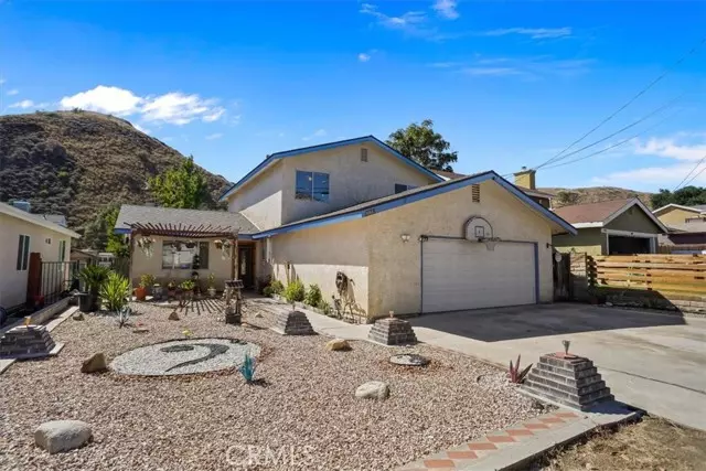 30602 San Martinez RD, Val Verde, CA 91384