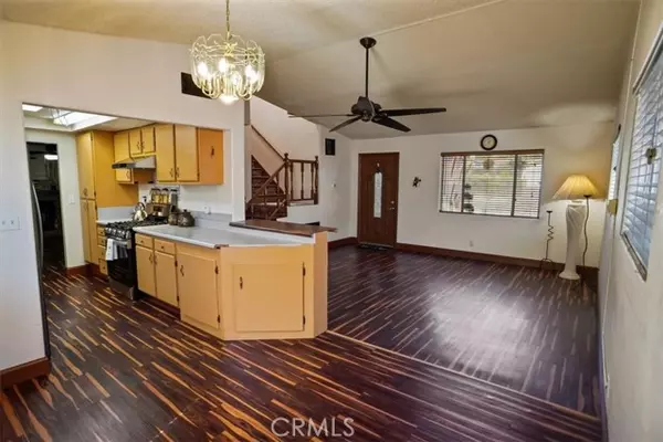 Val Verde, CA 91384,30602 San Martinez RD