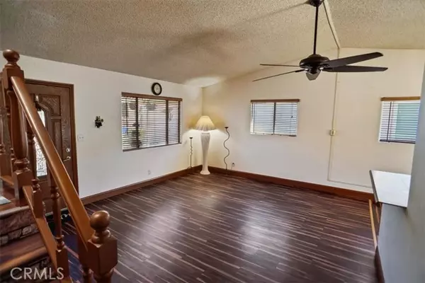 Val Verde, CA 91384,30602 San Martinez RD